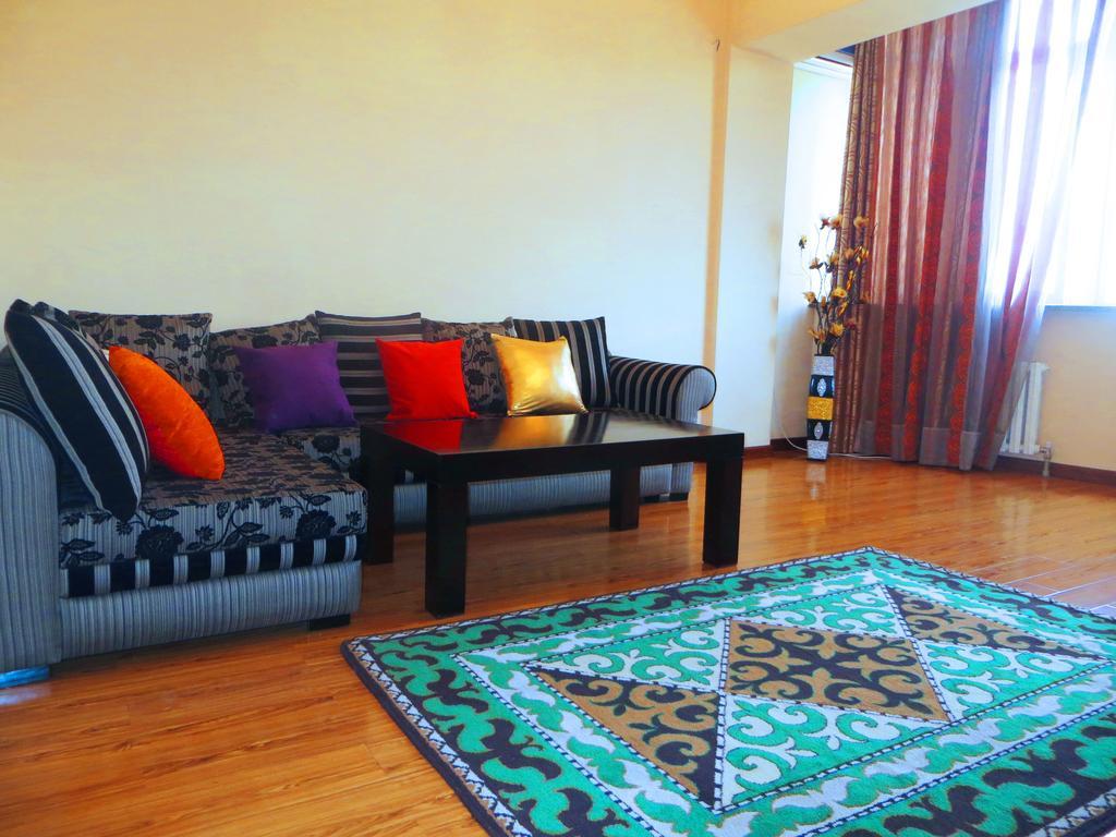 Bishkek House Apartament Buitenkant foto