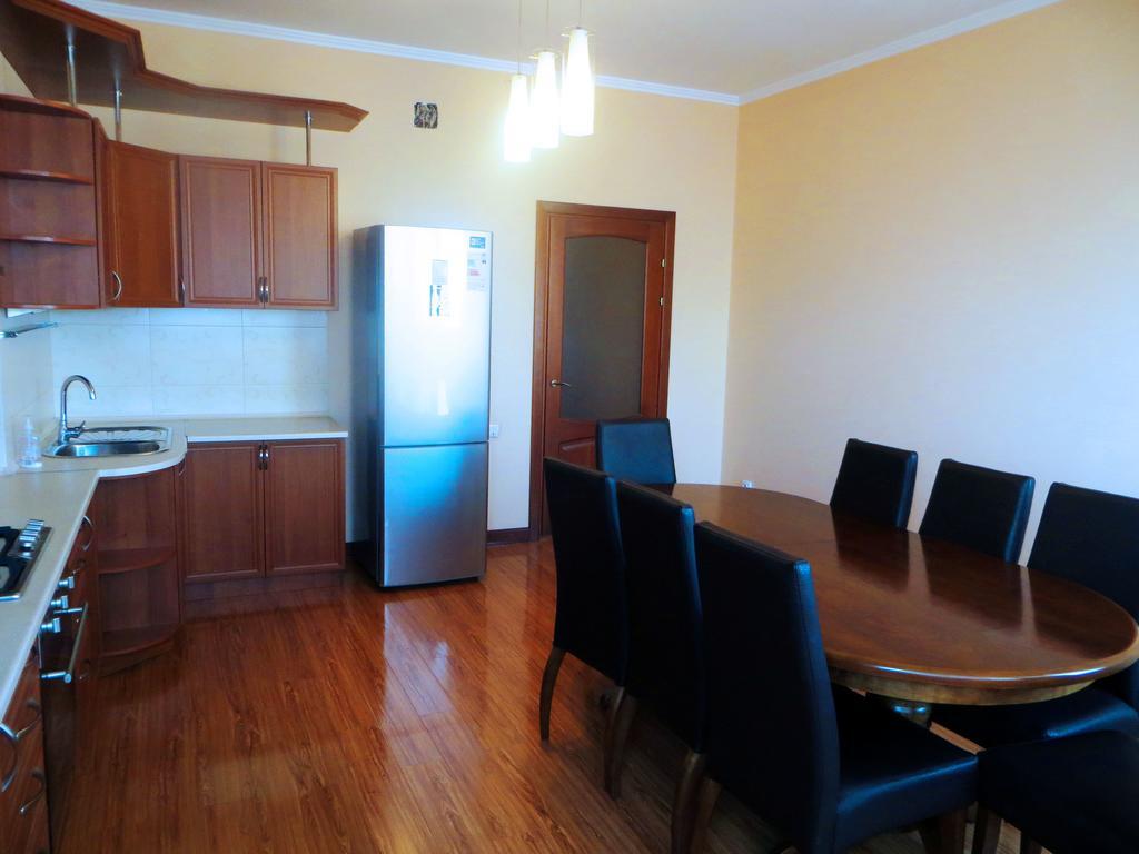 Bishkek House Apartament Buitenkant foto